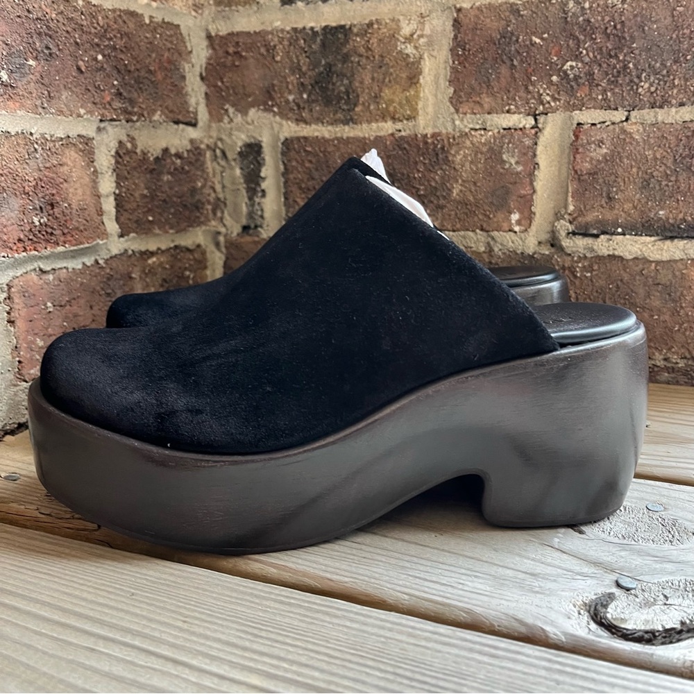 Women’s Black Suede Platform Clog Mule - Picture 8 of 12